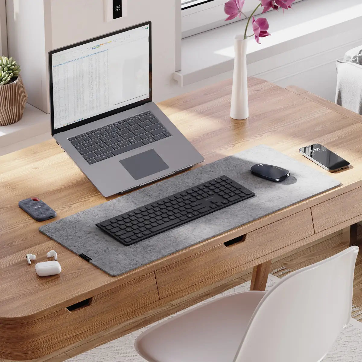 Echelon USB-C Rechargeable Wireless Mouse and Keyboard for Windows